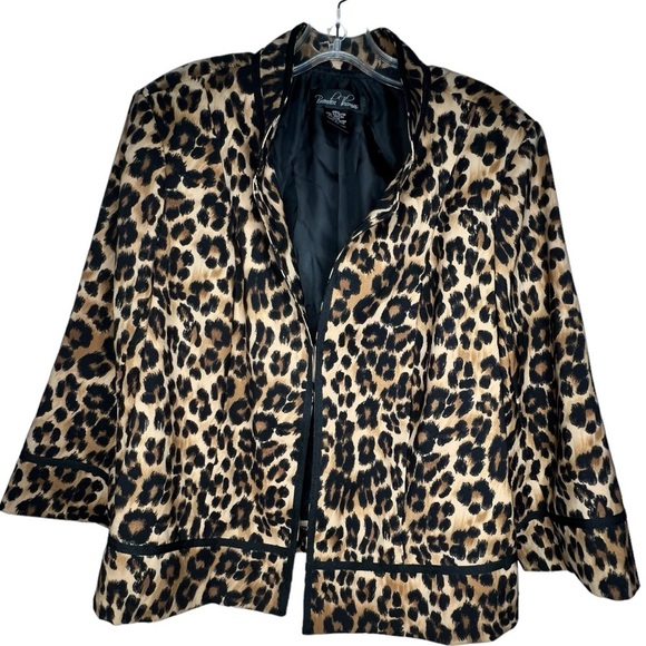 Brandon Thomas Jackets & Blazers - Brandon Thomas Leopard Print‎ Jacket
